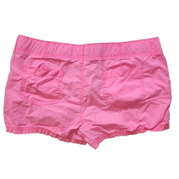 SO Shorts - Picture 2 of 4